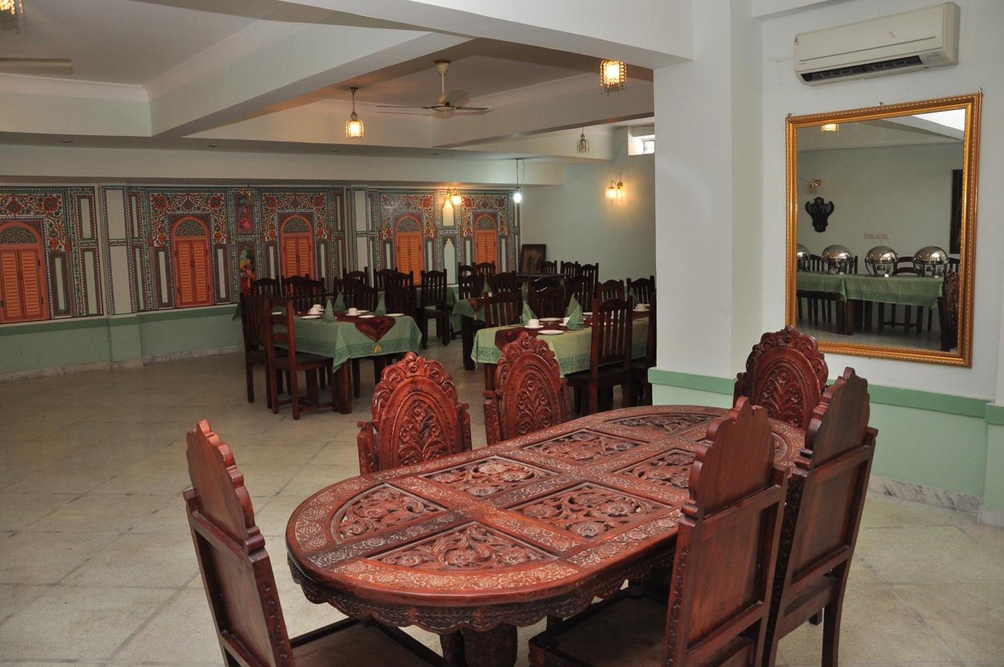 مبيت وإفطار جايبور فندق راني محل المظهر الخارجي الصورة